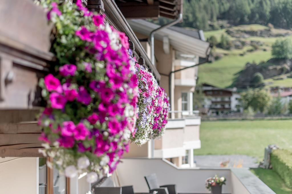 Ferienhaus Apart Sonnzeit Sölden Habitación foto